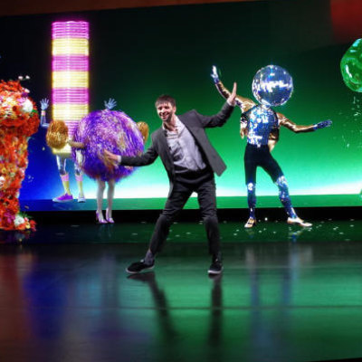 ラスベガスのステージで踊るダンサーとしての経験